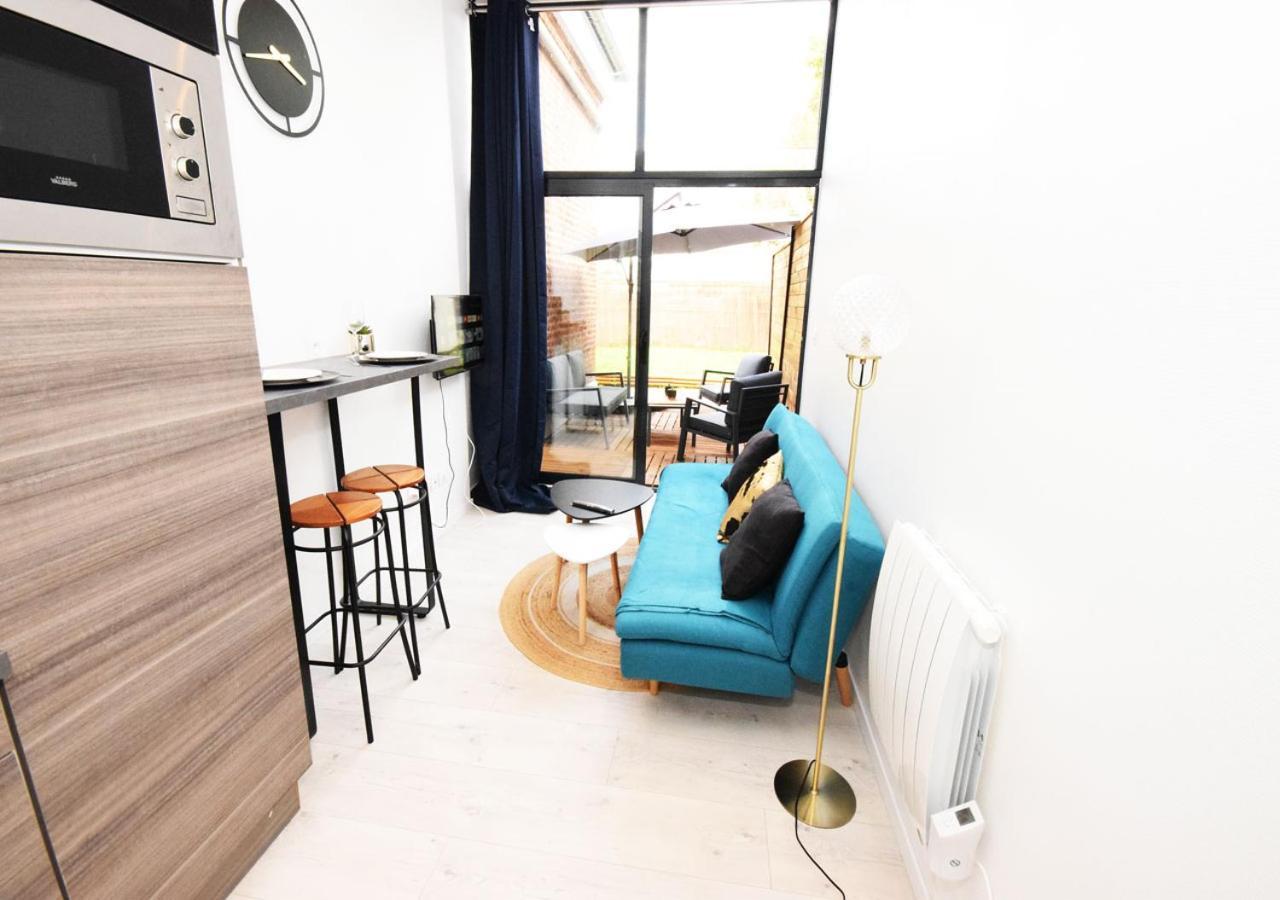 COSY APPART - HYPER CENTRE - TRAMWAY - TERRASSE - leRelaisdOdile3 Valenciennes Extérieur photo